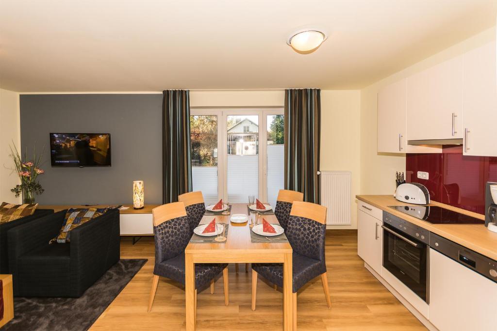 Apartmenthaus Kleiner Falke Binz Phòng bức ảnh