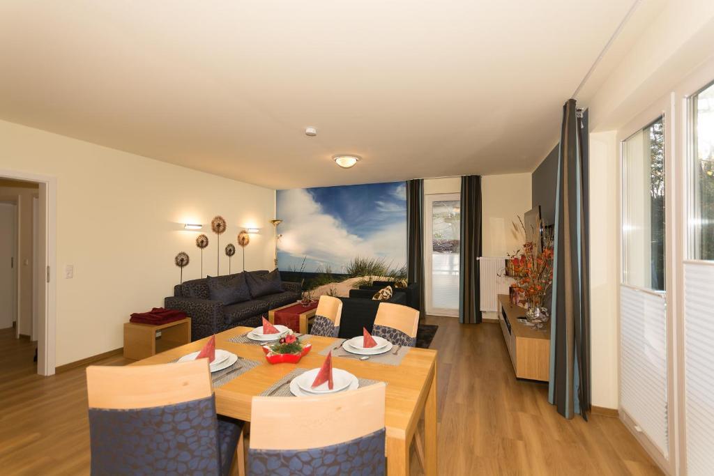 Apartmenthaus Kleiner Falke Binz Phòng bức ảnh